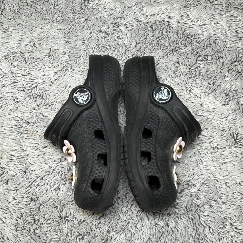 Crocs Classic Clogs Black Toddler Sz 5 Floral Flower Jibbitz Charms Slip On Shoe